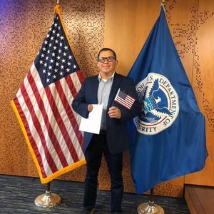 Meet your Posher, Juan g